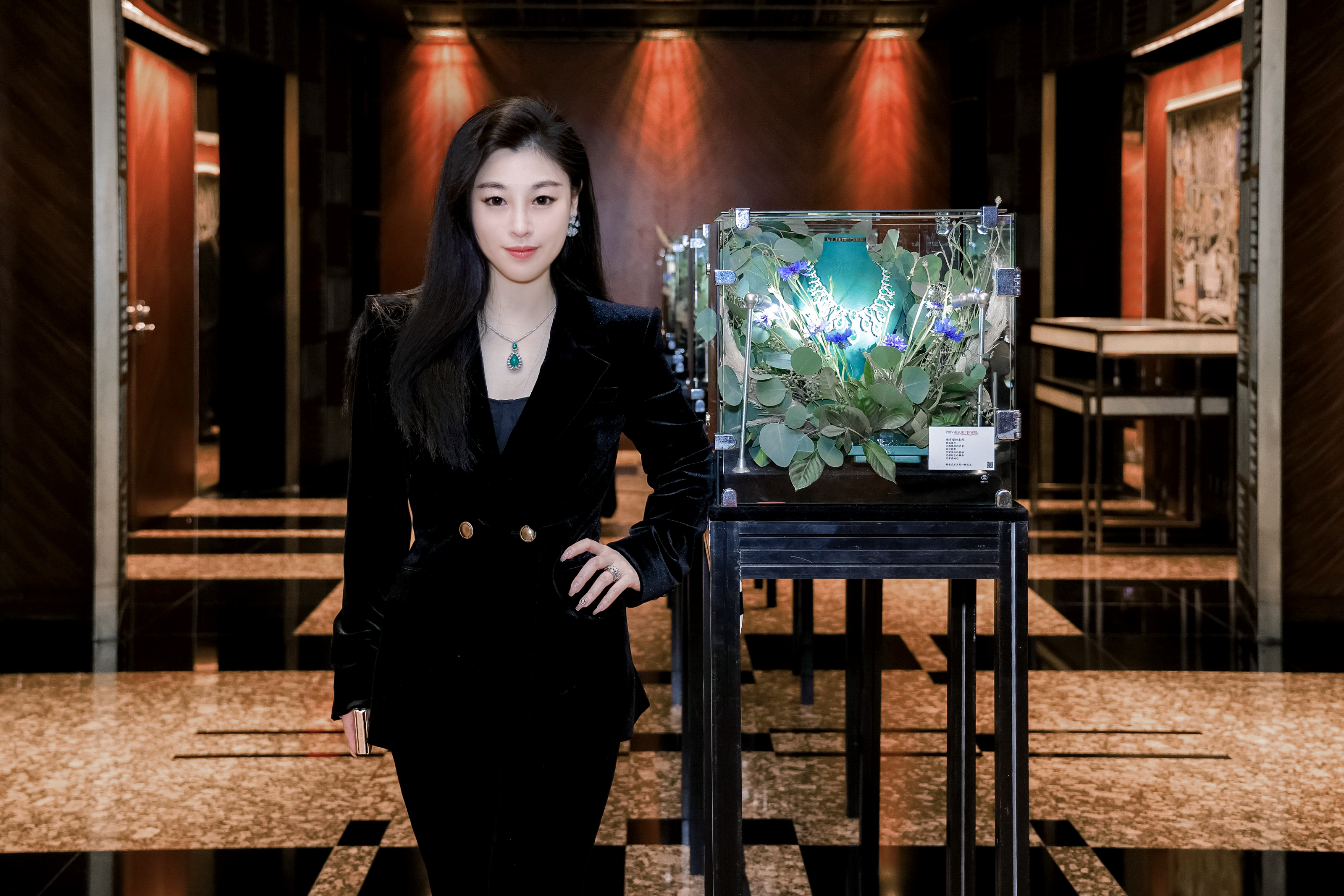 자연의 보물이 살아 숨쉰다 – PRIVAGUET 주얼리 수석 디자이너 루 잉