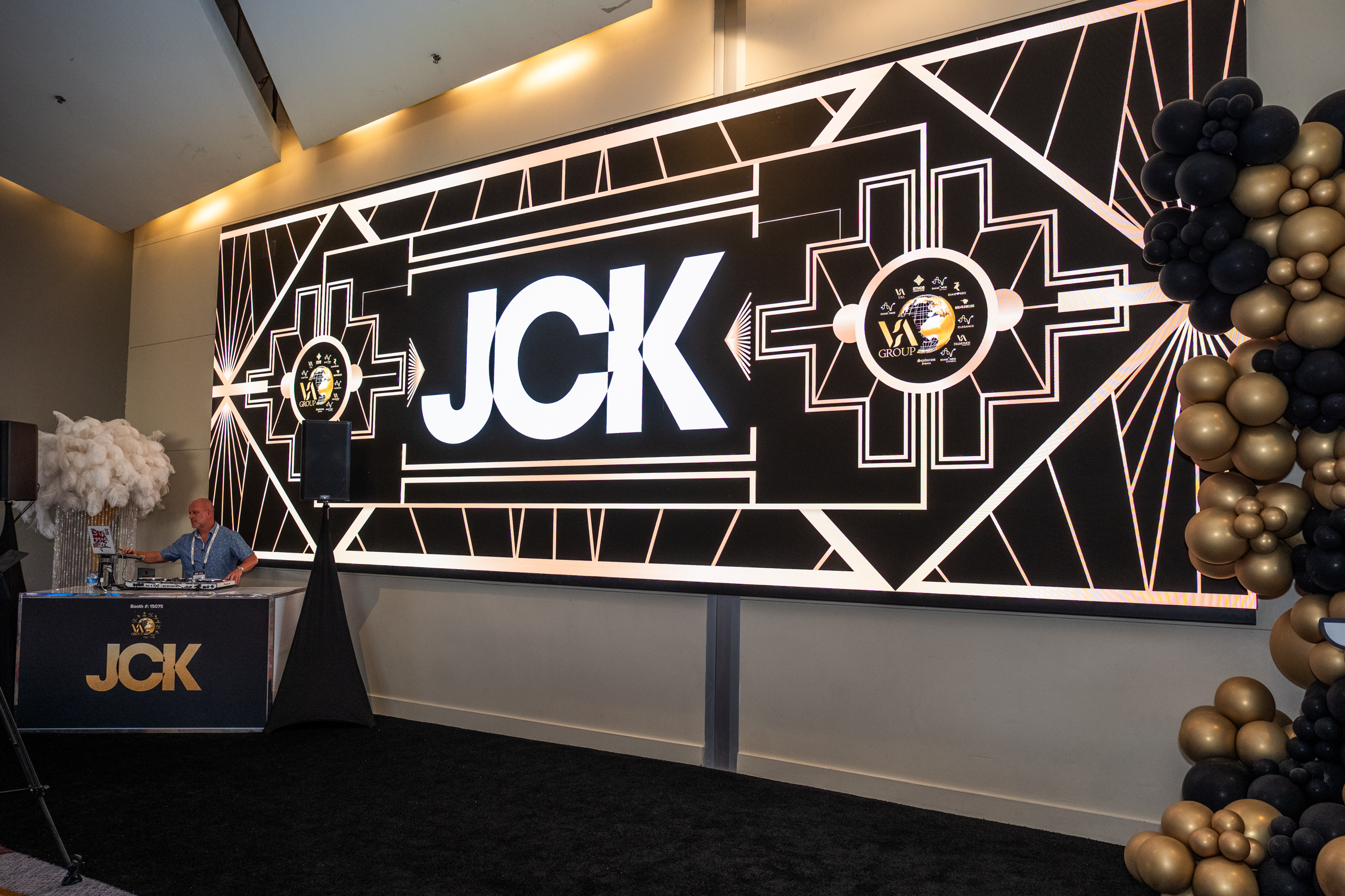 Jose Hess Design Awards 2025 Honors Six Exceptional Jewelry Designers at JCK